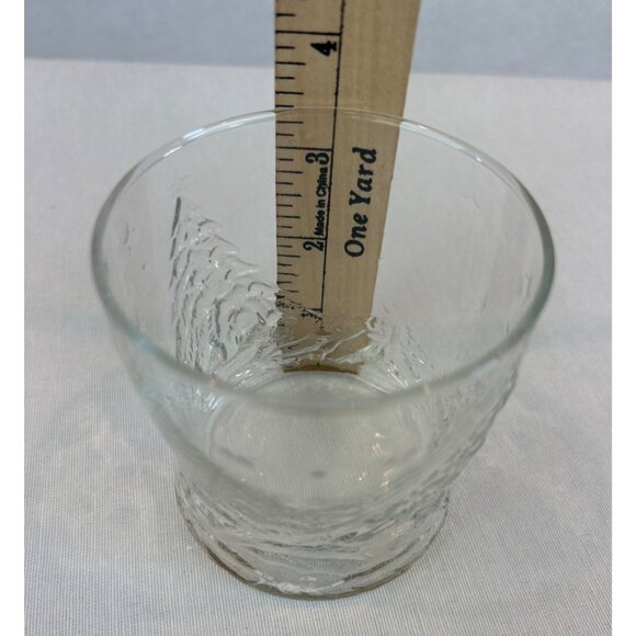 Vintage Clear Embossed Glasses Christmas Trees Stars Drinking - Picture 10 of 10